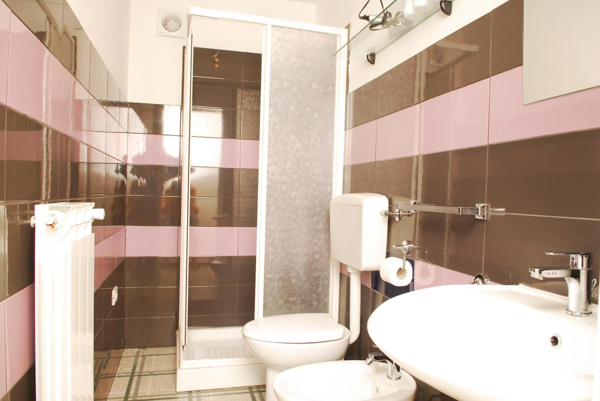 Vara Motel Self Check In Ceparana ภายนอก รูปภาพ